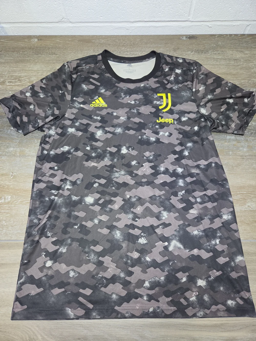 Adidas Juventus FC Pre-Match Soccer Jersey Men's L Gray Camo